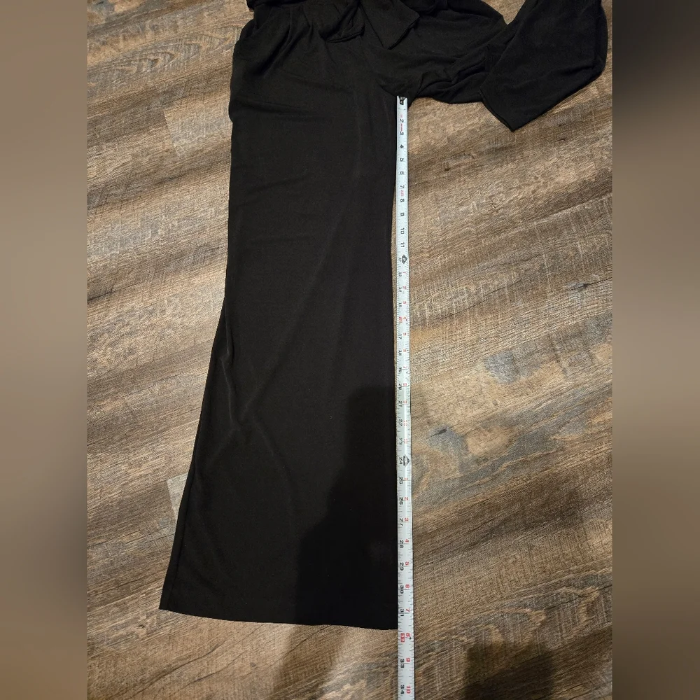 New York and Company faux wrap jumpsuit, medium - Picture 11 of 15